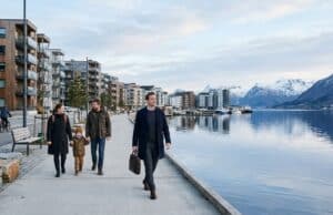 Moving to Norway for a More Stable Life: Skilled Work, Family Costs, Healthcare and Residence Moving to Norway for a More Stable Life: Skilled Work, Family Costs, Healthcare and Residence